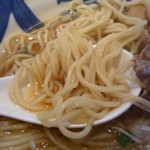 神田 磯野 - 醤油ラーメンの麺