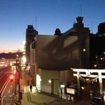 酒場 あるじゃん - 下関駅からお店まで向かう歩道橋から