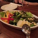 トラットリアチッチョ - 【チッチョ風　カッパンマーグロ具沢山のサラダ】]（９００円税込）×
