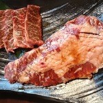 テーブルオーダーバイキング 焼肉 王道 - 特選カルビと、王道ステーキ