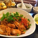 ぼくのタイ料理 - クウィッティアオ・ヘーン・ガイ