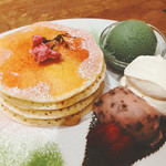 パンケーキママカフェ VoiVoi - 