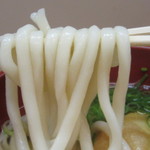 博多うどん はち屋　 - 丸天　520円