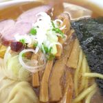 支那そば かでかる - 