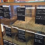 ツバキ - オーガニック豆を自家焙煎したコーヒーがおすすめ