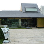 神宗 - お店の前の駐車場は予約制