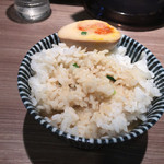 らーめん専門店 拉ノ刻 - 2016年4月21日
      淡い恋 煮干しらーめん
      のスープをご飯に（笑）
      