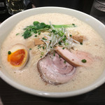 らーめん専門店 拉ノ刻 - 2016年4月21日
      淡い恋煮干しらーめん