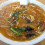 中国料理 廣東 白山本店 - 酸辣湯麺860円。