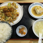 華府 - 回鍋肉定食（550円）