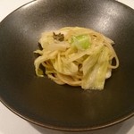 クッチーナ イタリアーナ ガッルーラ - とこぶしと春キャベツ シチリア島スカーリアさんのアンチョビを使ったアーリオ・オーリオ・ペペロンチーノ