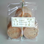 シュガーキッチンシーズン - メープル＆ウォールナッツサブレ（１３枚入）：４５０円（税込）【２０１６年４月撮影】