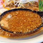 百馬 - 濃厚担々麺（スープ）
