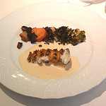 ル プティ キャドー - 山口県萩漁港直送ブダイのソテー　オマール海老のだしを使ったクリームソース