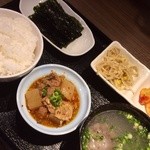 Yakiniku Horumon Gyuute Ru Ryourianiki - 