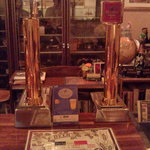 アモンティラード - ヒューガルデン＆ベルビュークリークサーバー