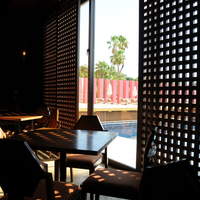 The lounge on the water - 