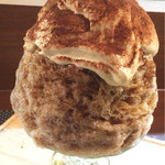 ブン ブン ブラウ カフェ ウィズ ビーハイヴ - ティラミス 900円