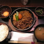 柿安 精肉 - すき焼き膳１２６０円