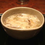 麻布 幸村 - 椎茸、湯葉、牛蒡、芋茎、小芋のスープ