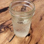 THE PIG AND THE LADY - 水のグラス