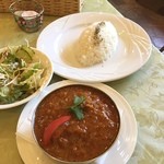 エパレット - 骨付きマトソカレー