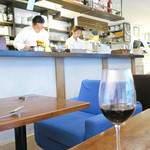 AU GAMIN DE TOKIO table - ミネルヴォワのカベルネ