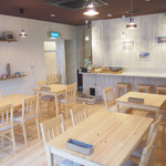 Cafe dining9 - 