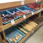 八紘学園 農産物直売所 - 【2016年04月】色々と野菜が並んでます。