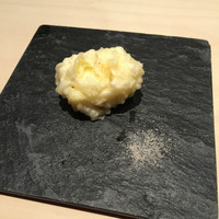 中目黒いぐち 上ル - チーズの天ぷらは優しい味わい