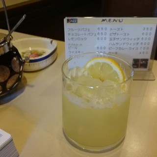 シラトリ喫茶店_0