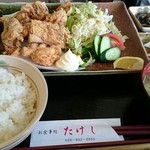 Takeshi - から揚げ定食 900円