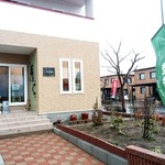 パン・シェルブル - 住宅街のパン屋さんです