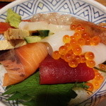 Maneki - 海鮮丼