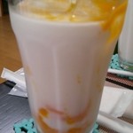 マンゴーラッシー