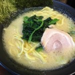 横浜家系ラーメン王子家 - 塩ラーメン