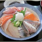 Kaisen Shokudousen - 海鮮丼