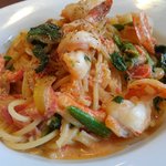 海老とずわい蟹のトマトクリームスパゲティ 1382円（税込）