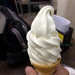 湯の丸おこびれ処 - マイベストソフトクリーム、長門牧場ソフトクリーム