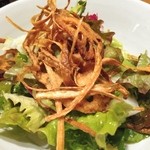 鹿教湯 三水館 - 素揚げした蓮根と牛蒡のサラダ