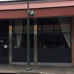 Livestock Tavern - 通りからの外観