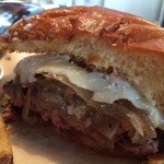 Livestock Tavern - Tavern Burger③