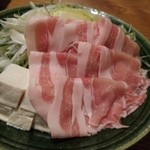 鹿教湯 三水館 - 松本一本ネギ鍋 安曇野放牧豚 御牧豆腐
      
      