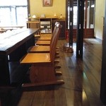 鹿教湯 三水館 - 看板猫ちゃんのいるロビー