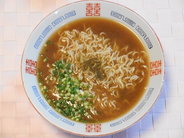 有明海むつごろうラーメン Vs うなぎラーメン 九州恵みの玉手箱 小倉店 By 下関ふく一代 九州恵みの玉手箱 小倉店 小倉 その他 食べログ