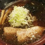 吉山商店 - 「しょうゆらーめん」の大盛り