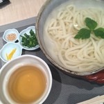 弓 - 釜あげ うどん（温）