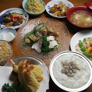 Kyoto-style Chinese...Enjoy light yet flavorful Cantonese cuisine.