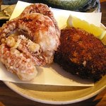 離島キッチン 神楽坂店 - タコの唐揚げとアジのメンチカツ