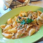 GRILL&DINING用賀倶楽部 - Brunch B やまと豚とほうれん草のトマトクリームソース コンキリエ 1,200円
                                2016.04 